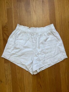 Abercrombie & Fitch White Linen Shorts